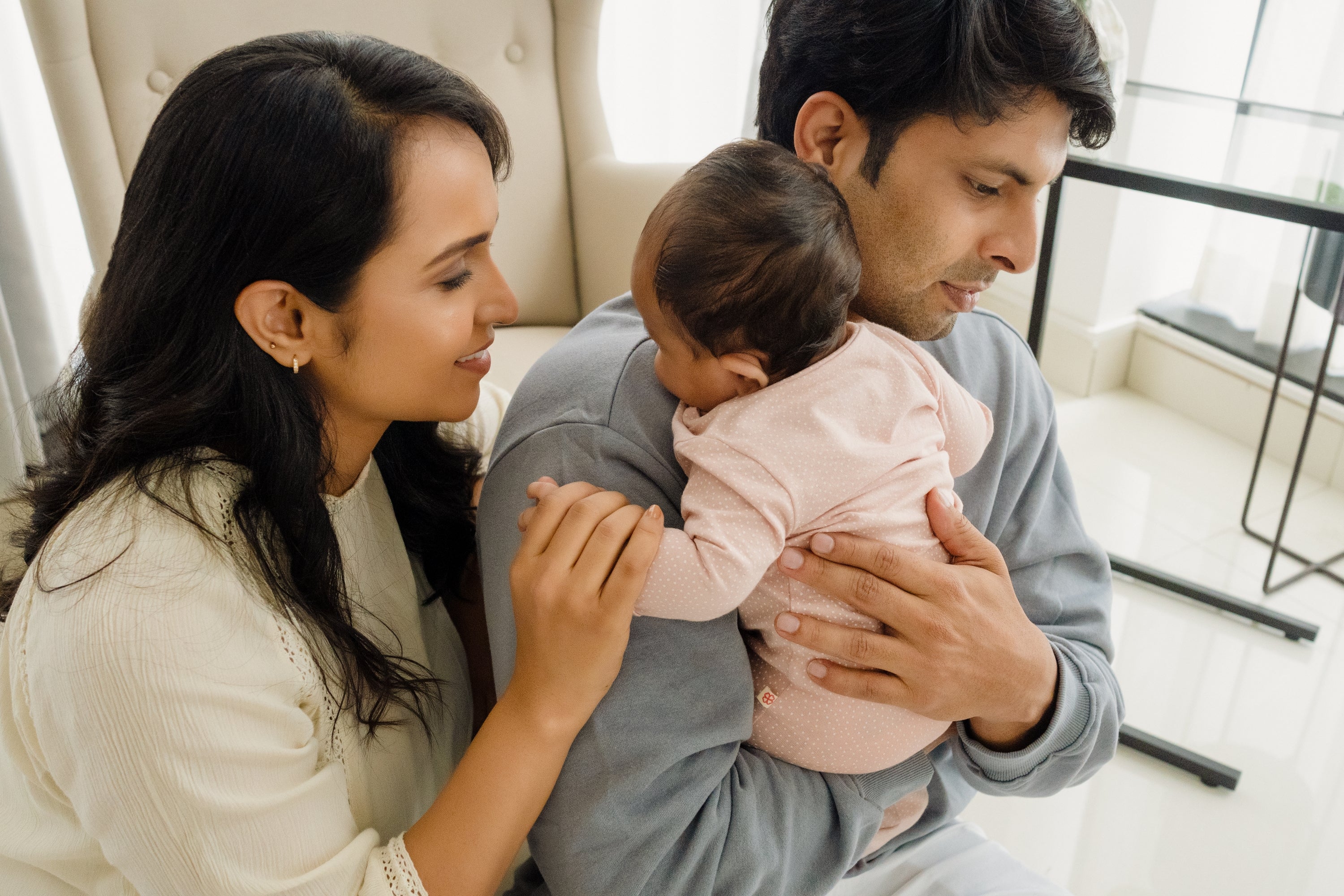 23 Ways to Build a Relationship with Your Newborn
