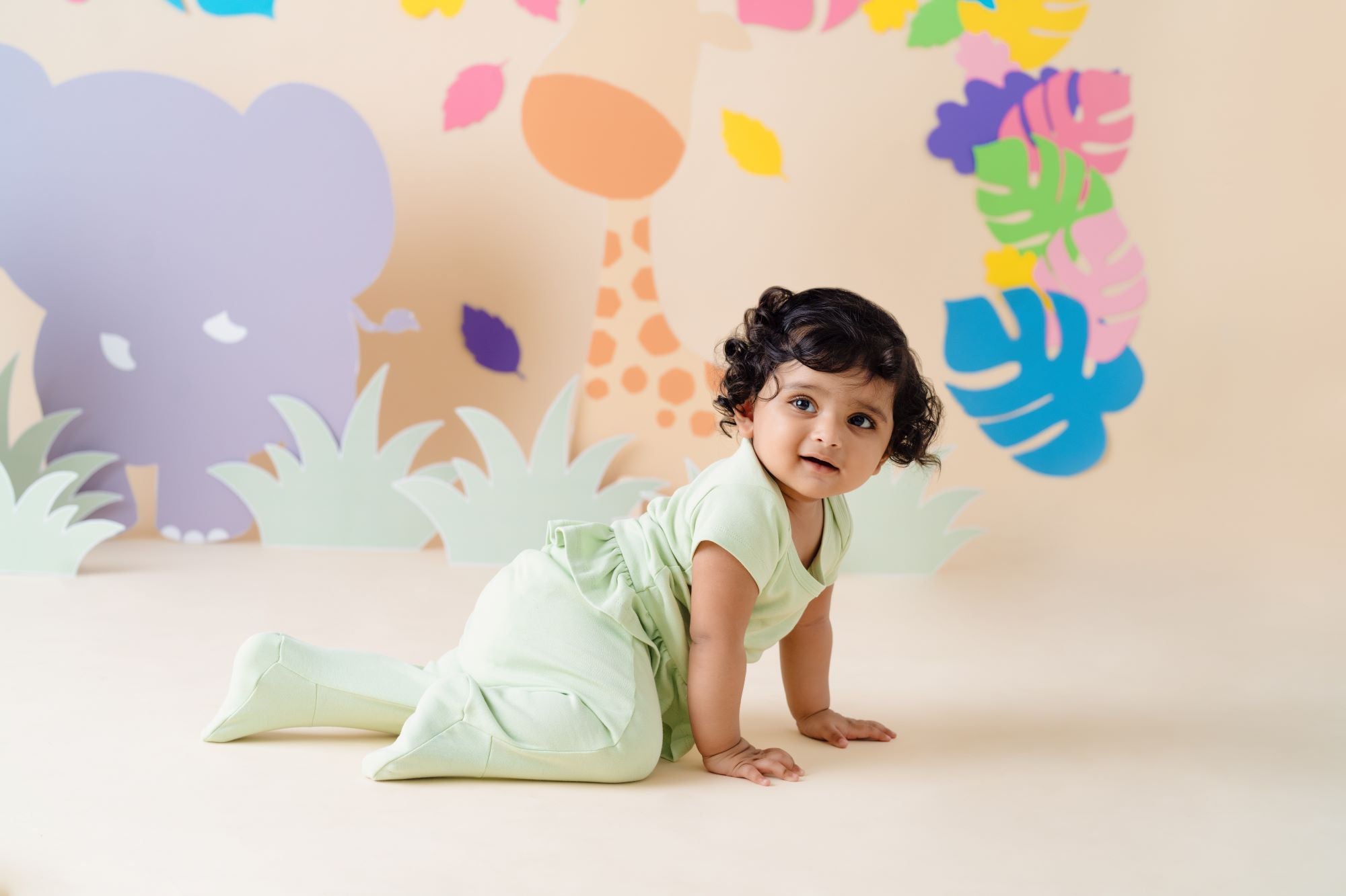 A Breezy Summer Checklist for Newborns | Keep Those Bottoms Cool, As a Rule!
